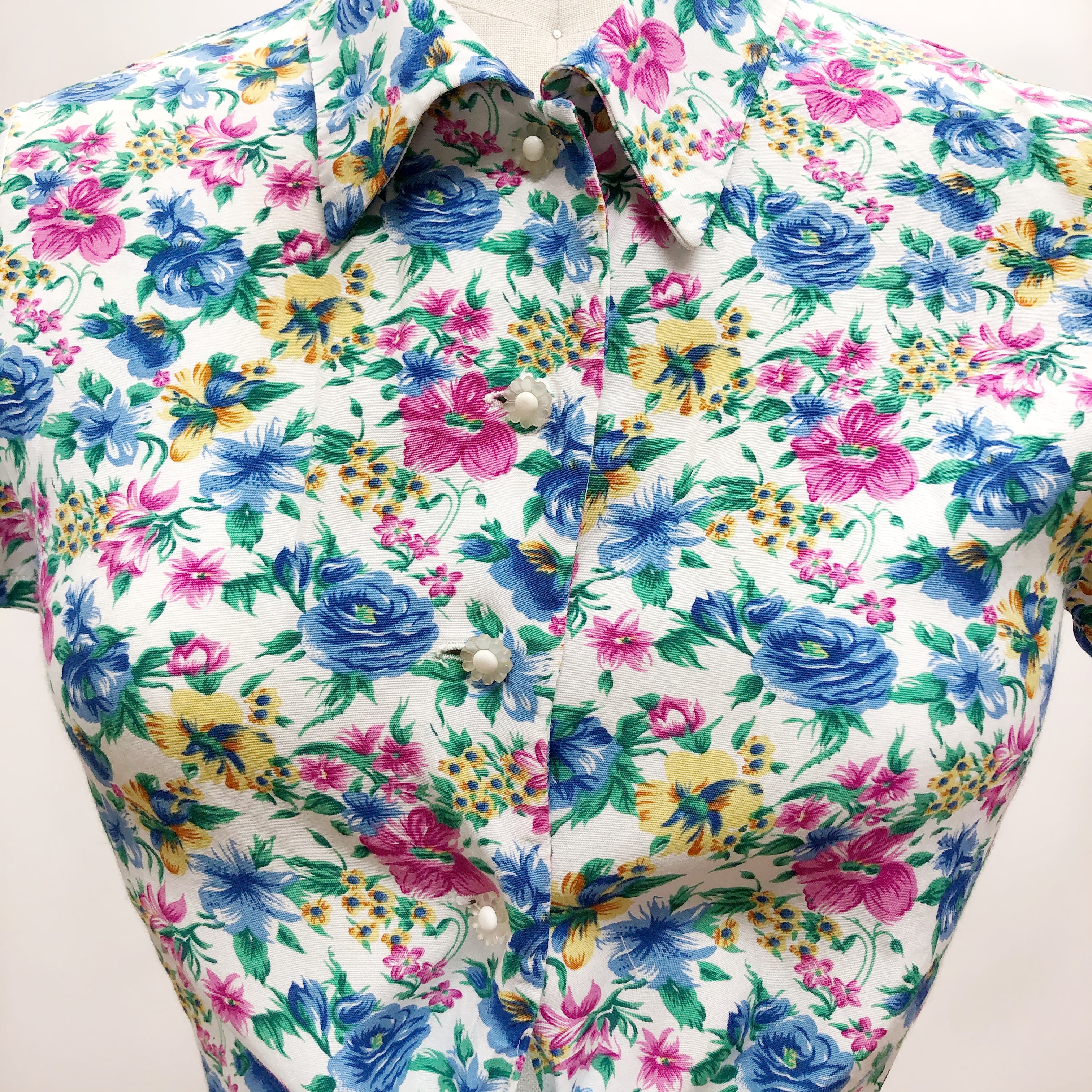 Vintage Floral Rayon Cropped Blouse with Waist Ties