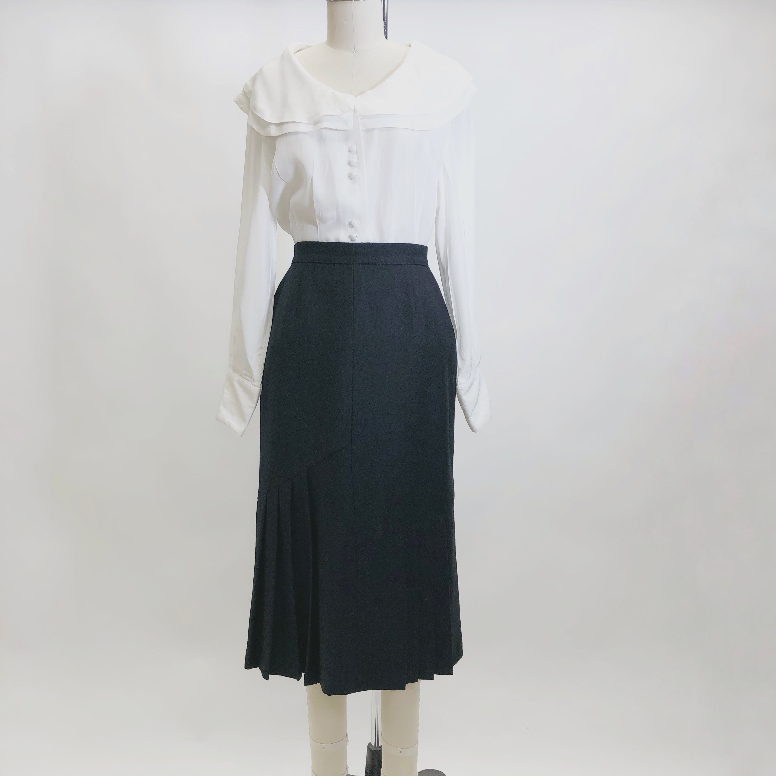 Vintage Black Wool Skirt with Knife Pleats